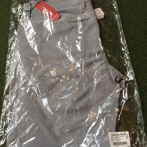 Travis Mathew Beckladdium Pants Size 38x32